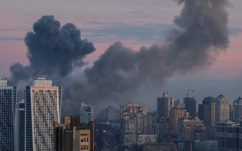 Ukrayna şəhərləri bir gecədə kütləvi dron və raket hücumlarına məruz qalıb