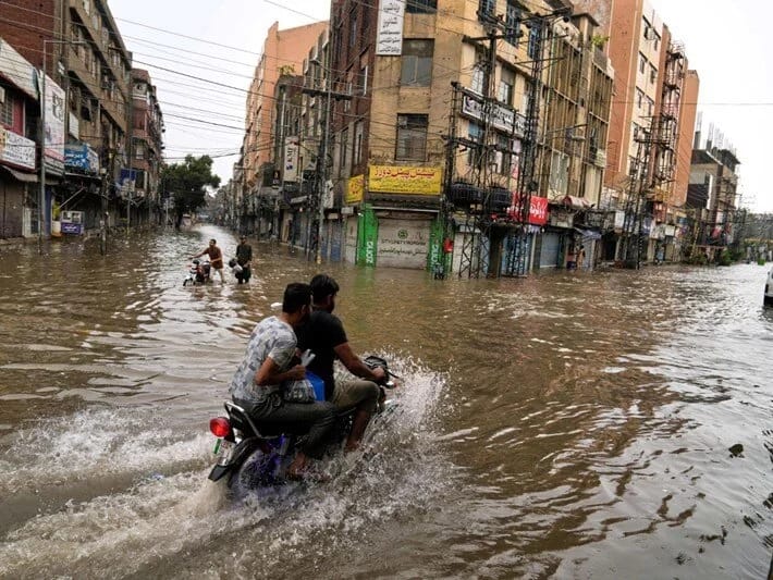 Pakistanda musson yağışları: Ölənlərin sayı 117-yə çatıb 