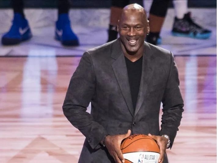 Maykl Cordan restoranda 10 min avroluq bəxşiş buraxıb