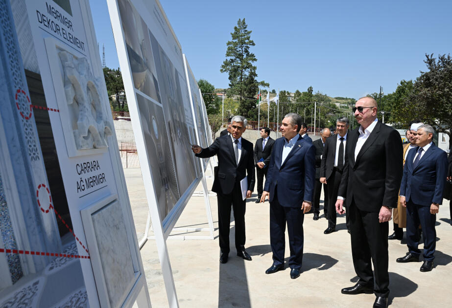 İlham Əliyev və Qurbanqulu Berdiməhəmmədov Yeni Şuşa məscidində tikinti işlərinin gedişi ilə tanış olublar - FOTO
