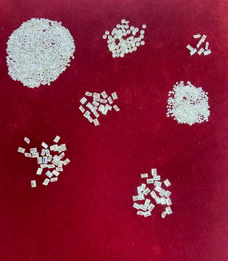 Bakı aeroportunda əməliyyat: brilyant qaşlar aşkar edildi