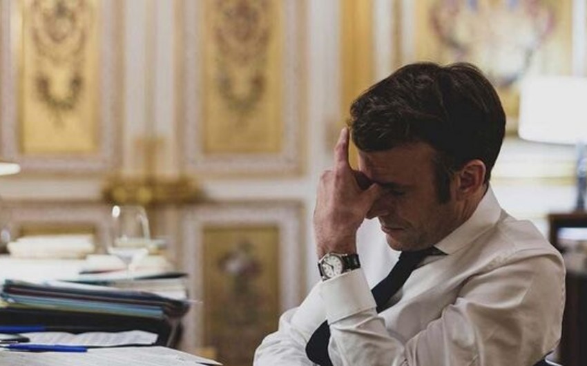 Makronun reytinqi rekord həddə düşüb