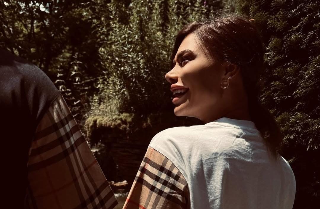 Aysun yeni münasibətə başladı: 