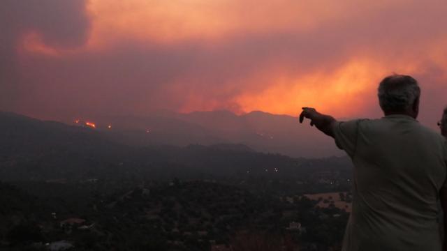 Cənubi Kipr Rum Administrasiyasında (GCASC) meşə yanğını yayılmaqda davam edir