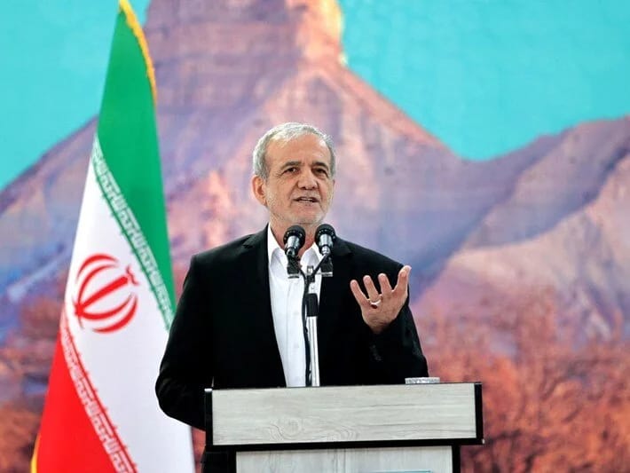 Pezeşkian: Tehranın suyu yoxdur, paytaxtı köçürməliyik