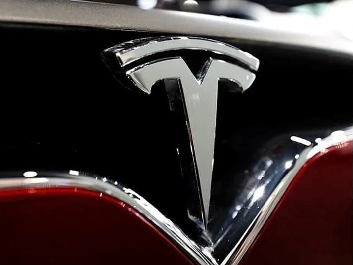 Tesla elan edir: Yeni, daha sərfəli model gəlir