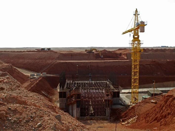 Çində şaxtada sianid tullantıları hovuzuna düşən 6 universitet tələbəsi ölüb