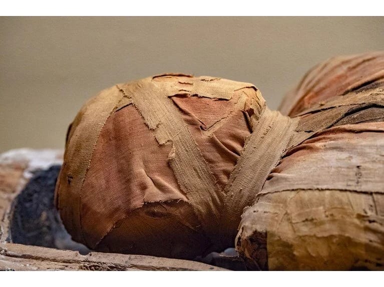 Qədim Misirdə ölülər üçün istifadə edilən inanılmaz dəfn üsulları