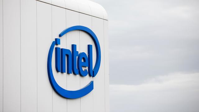 Intel işçilərin 15%-ni işdən çıxarıb