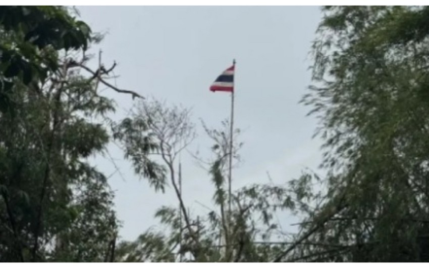 Tailand Kamboca ilə sərhəddə mübahisəli zirvəni nəzarətə götürüb