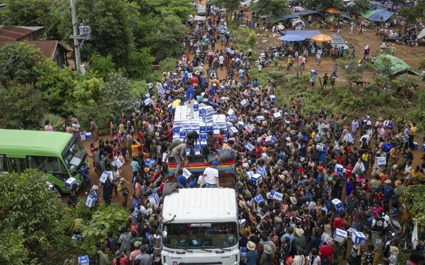 Kambocada Tailandla qarşıdurma nəticəsində 30 minə yaxın insan evlərini tərk edib