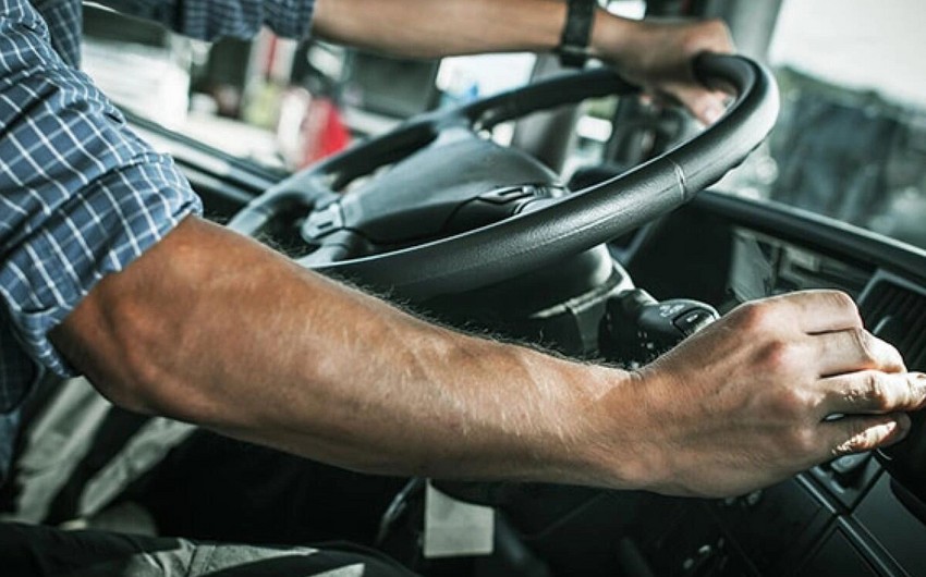 Xaçmazda kişi avtomobil idarə edən zaman ürək tutmasından ölüb