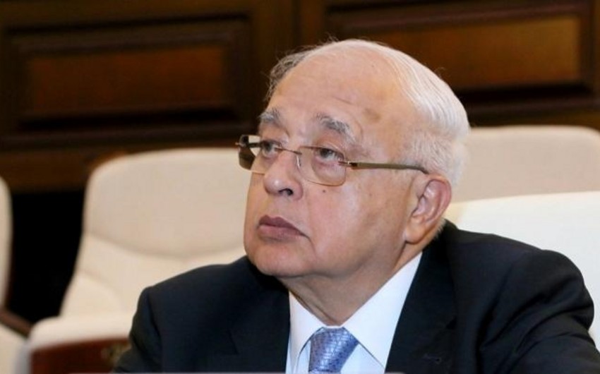 Xalq yazıçısı Elçin Əfəndiyev vəfat edib