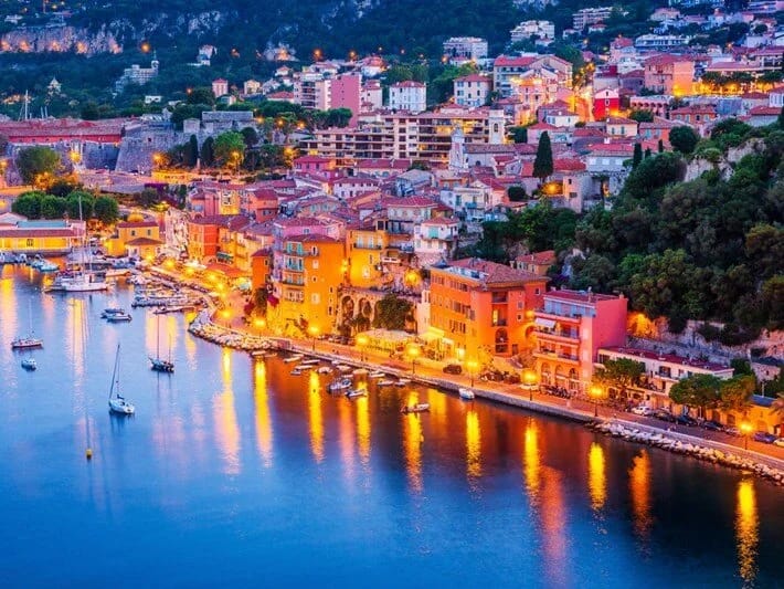 Dəniz kənarında yaşamağın ömrü uzatdığı sübut edilib