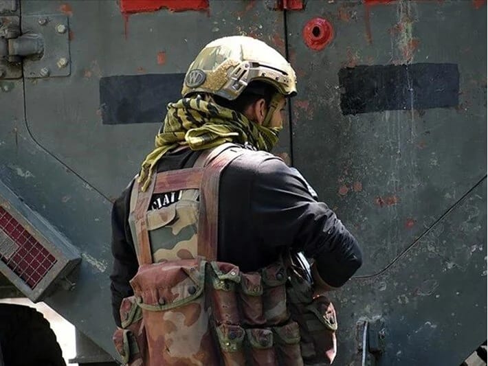 Hindistanda hərbçi aviaşirkətin əməkdaşına hücum edib