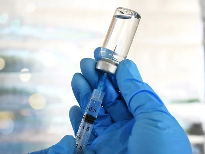 Saxta tibb bacısı 4000 xəstəyə tibbi yardım göstərdi