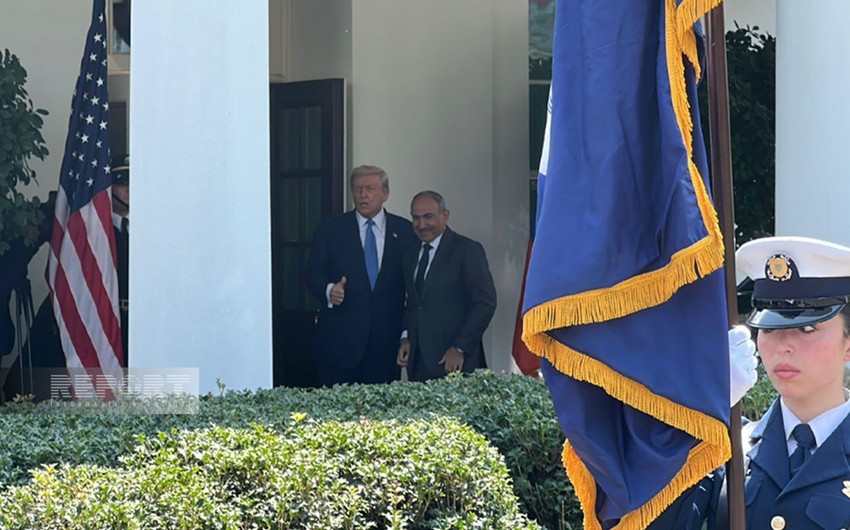 Trampla Paşinyanın görüşü 20 dəqiqə davam edib - YENİLƏNİB