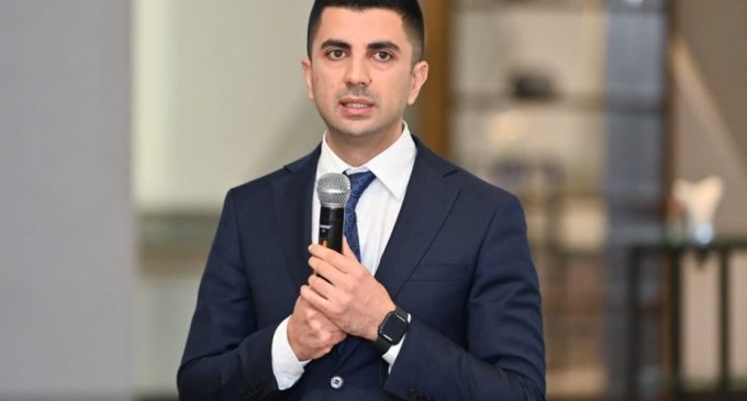 Eşqi Bağırov təhsilimizi 