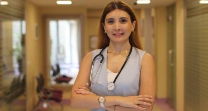 “Atlas Medical Center”də tibbi təhsili olmayan Turanə Nəsibova necə həkim kimi çalışır?