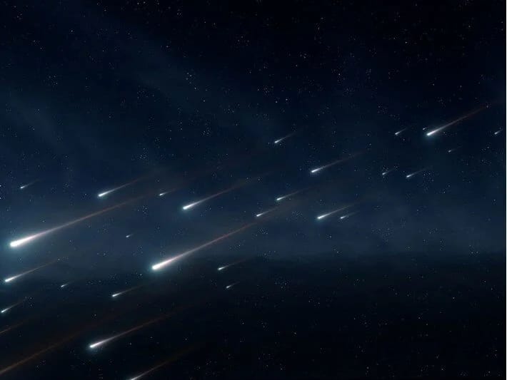 Perseid gecəsi: Saatda 150 meteor yağacaq