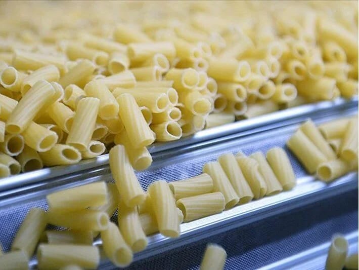 İtaliya və İngiltərə arasında makaron qalmaqalı