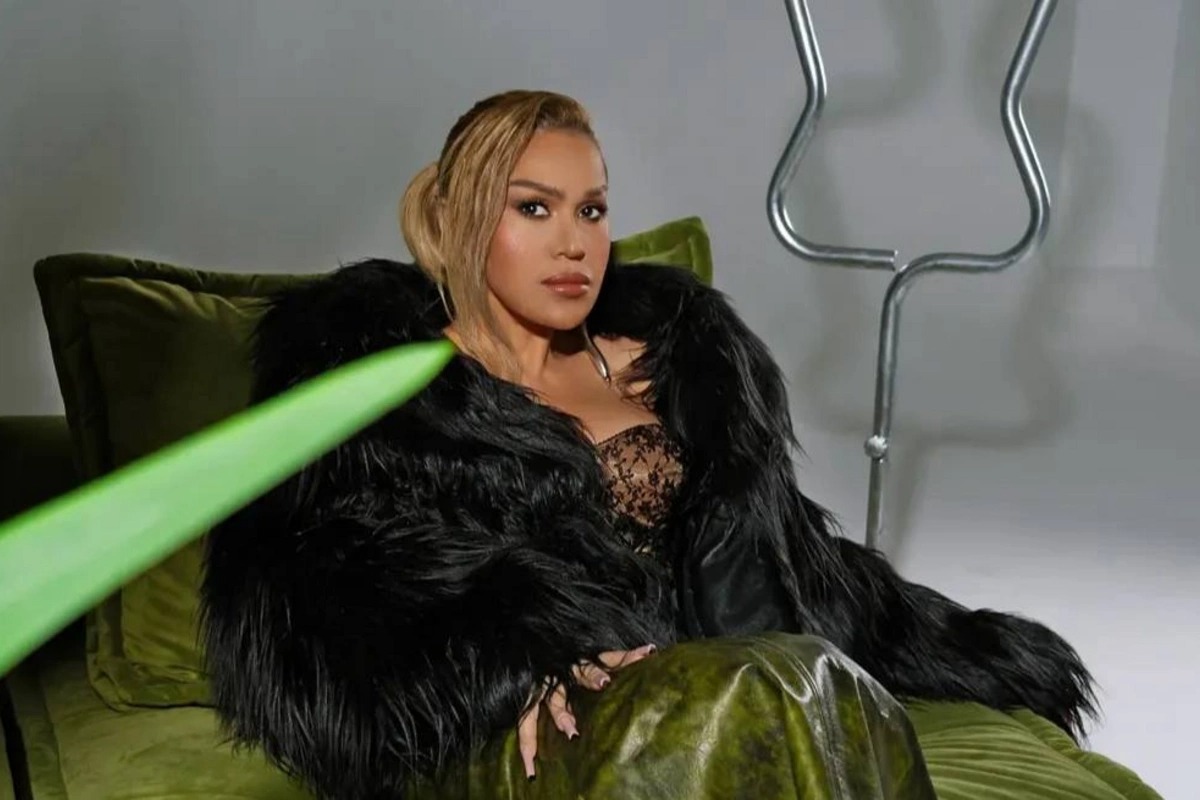 Rəqsanə övladlarının üzünü göstərdi - FOTO