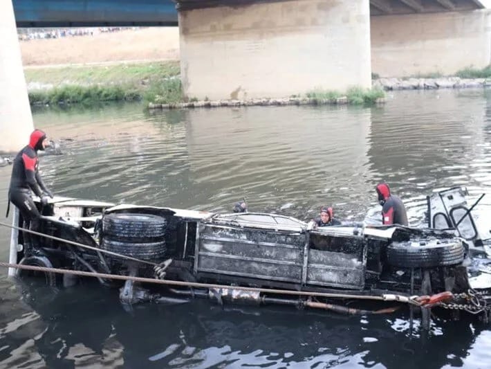 Sərnişin avtobusu çaya düşüb: 18 nəfər ölüb