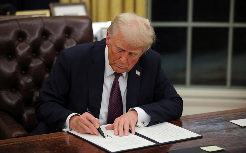 FED rəsmisi ipoteka fırıldaqçılığı ehtimalına görə vəzifəsindən kənarlaşdırılıb