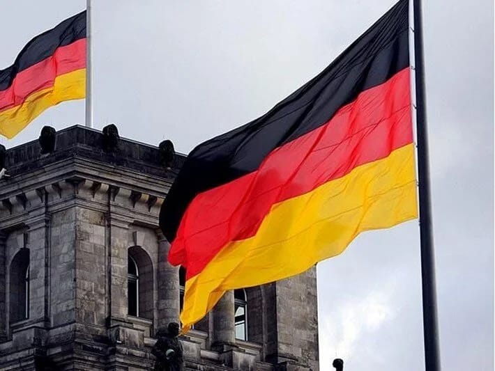 Alman ordusundan 97 əsgər qovulub