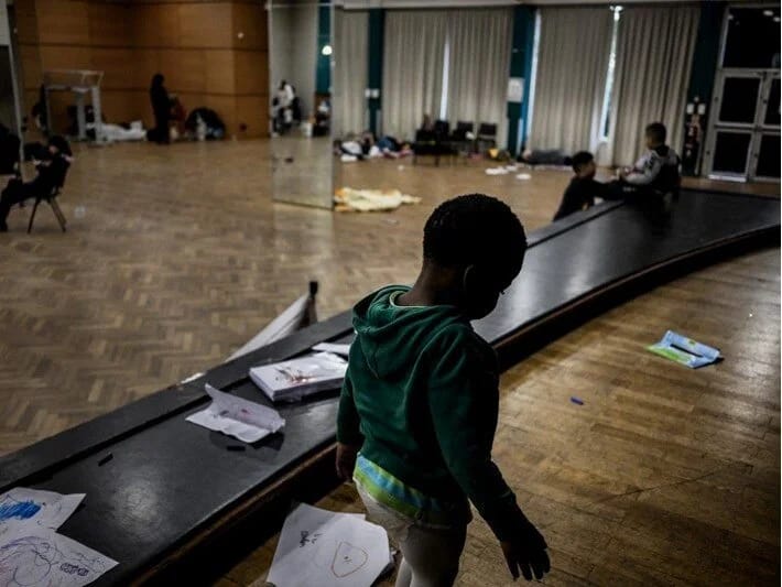 Fransanın küçələri uşaqlarla doludur