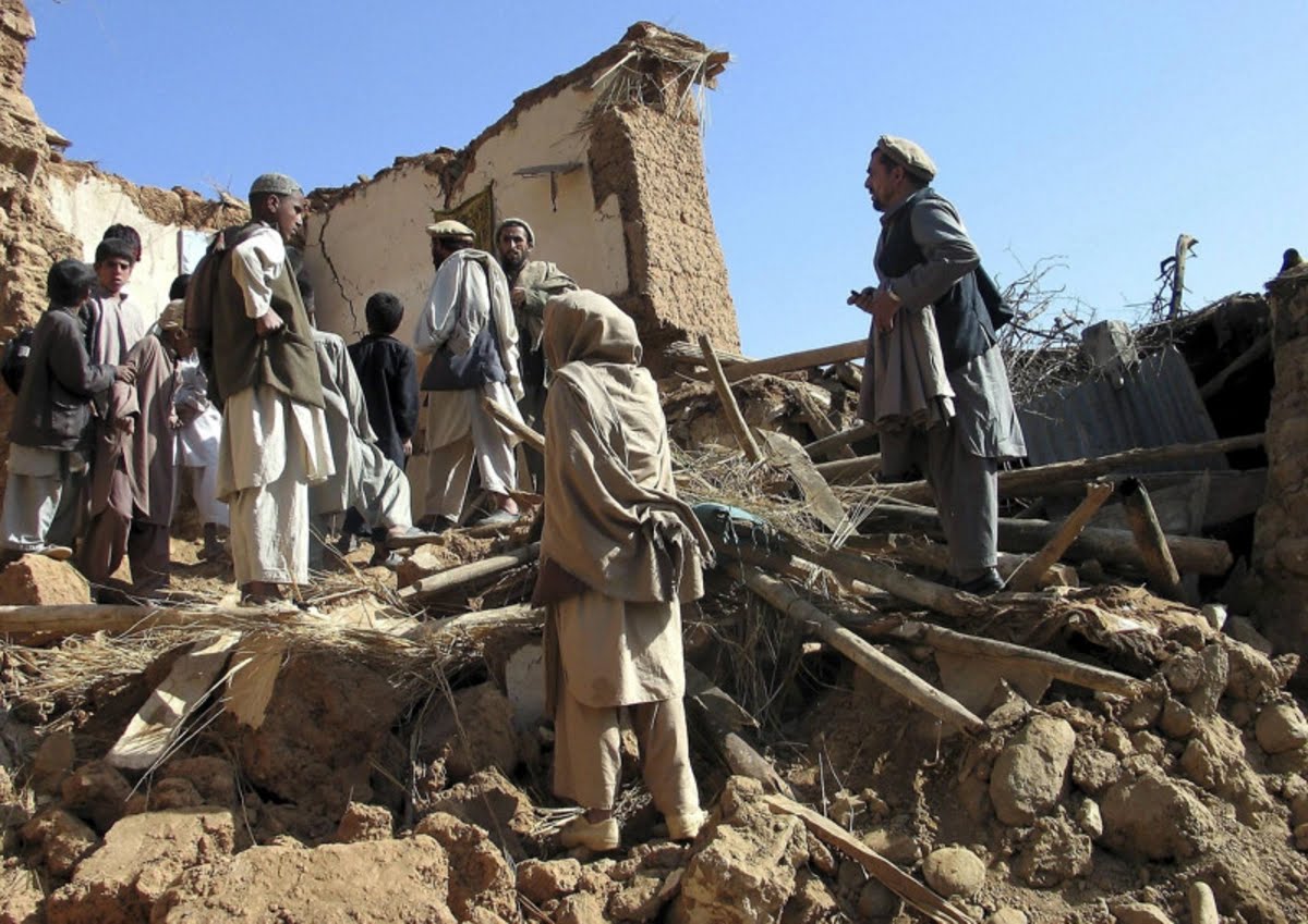 Əfqanıstanda güclü zəlzələdə 250 nəfər həyatını itirib