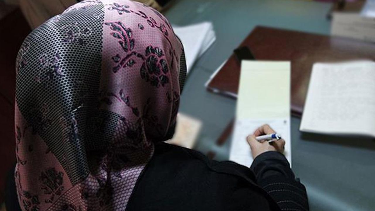 Bu ölkədə hicab taxmaq qadağan ediləcək