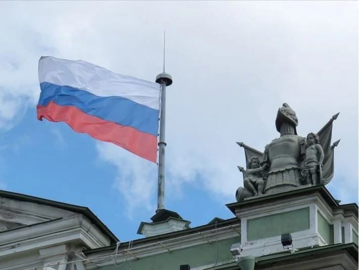 Rusiya estoniyalı diplomatı ölkədən çıxarır