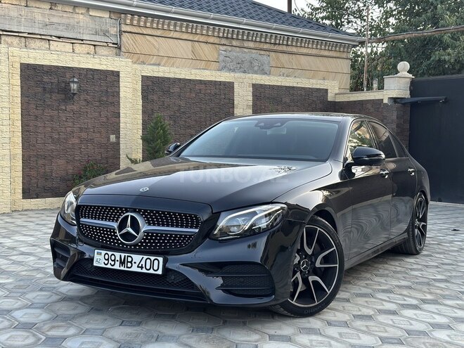 Oqtay Atakişiyevin nəvəsi Murad Əhmədov 99-MB-400 nömrəli lüks avtomibillə avtoşluq edir?-Videofakt