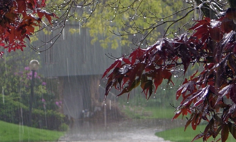 Bəzi rayonlara leysan yağıb