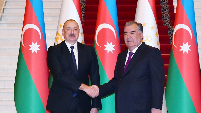 İlham Əliyev Tacikistan Prezidentini təbrik etdi