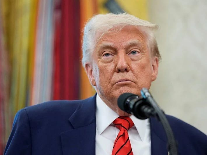 ABŞ ictimaiyyətinin yarısı Trampdan narazıdır