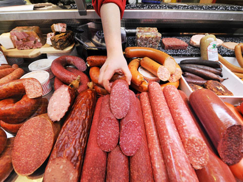 Kolbasa və sosiskalar xərçəng yaradır