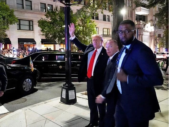 Trampa restoranda etiraz edilib