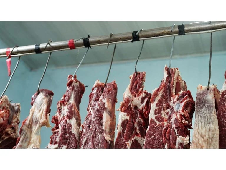 İngiltərədə qaçaqmal ət qalmaqalı