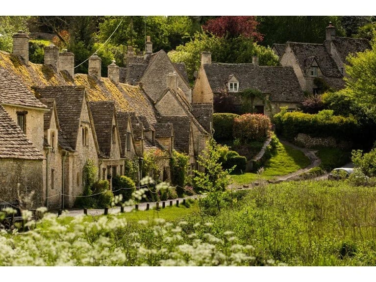 Dünyanın ən gözəl kəndində yerli sakinlər etiraz aksiyası keçirib