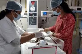 Hindistanda kişi diri-diri basdırılmış körpə tapıb