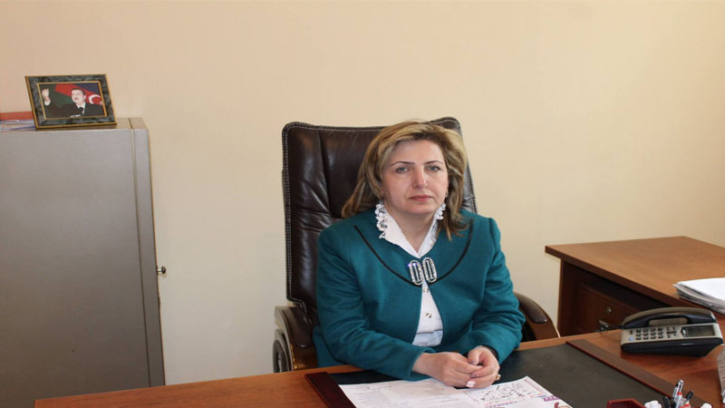 Məktəbdə pul yığdığı iddia edilən məktəb direktorunun səs yazısı araşdırılır