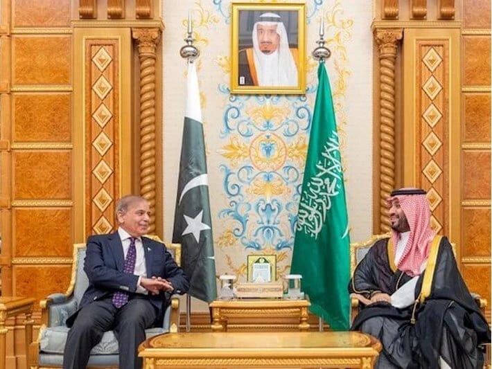 Səudiyyə Ərəbistanı və Pakistan birgə müdafiə sazişi imzalayıb