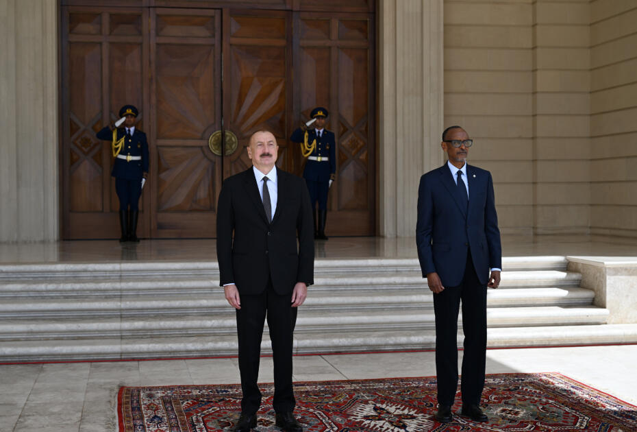 Ruanda Prezidentinin rəsmi qarşılanma mərasimi olub - FOTO