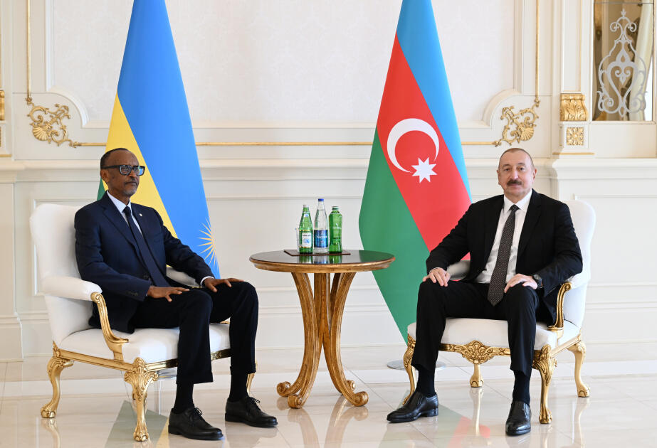 İlham Əliyevin Ruanda Prezidenti ilə təkbətək görüşü olub