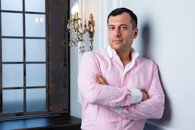 Moskvada məhkəmədən qaçan erməni məmur Ermənistan konsulluğunda ölüb