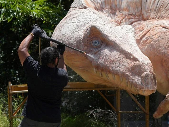 Alimlər yeni dinozavr növü kəşf ediblər