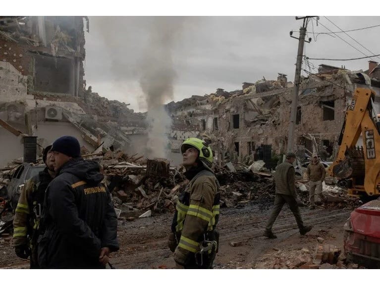 Kiyevə bombalar yağır: 12 saatlıq hücum şəhəri viran qoyub