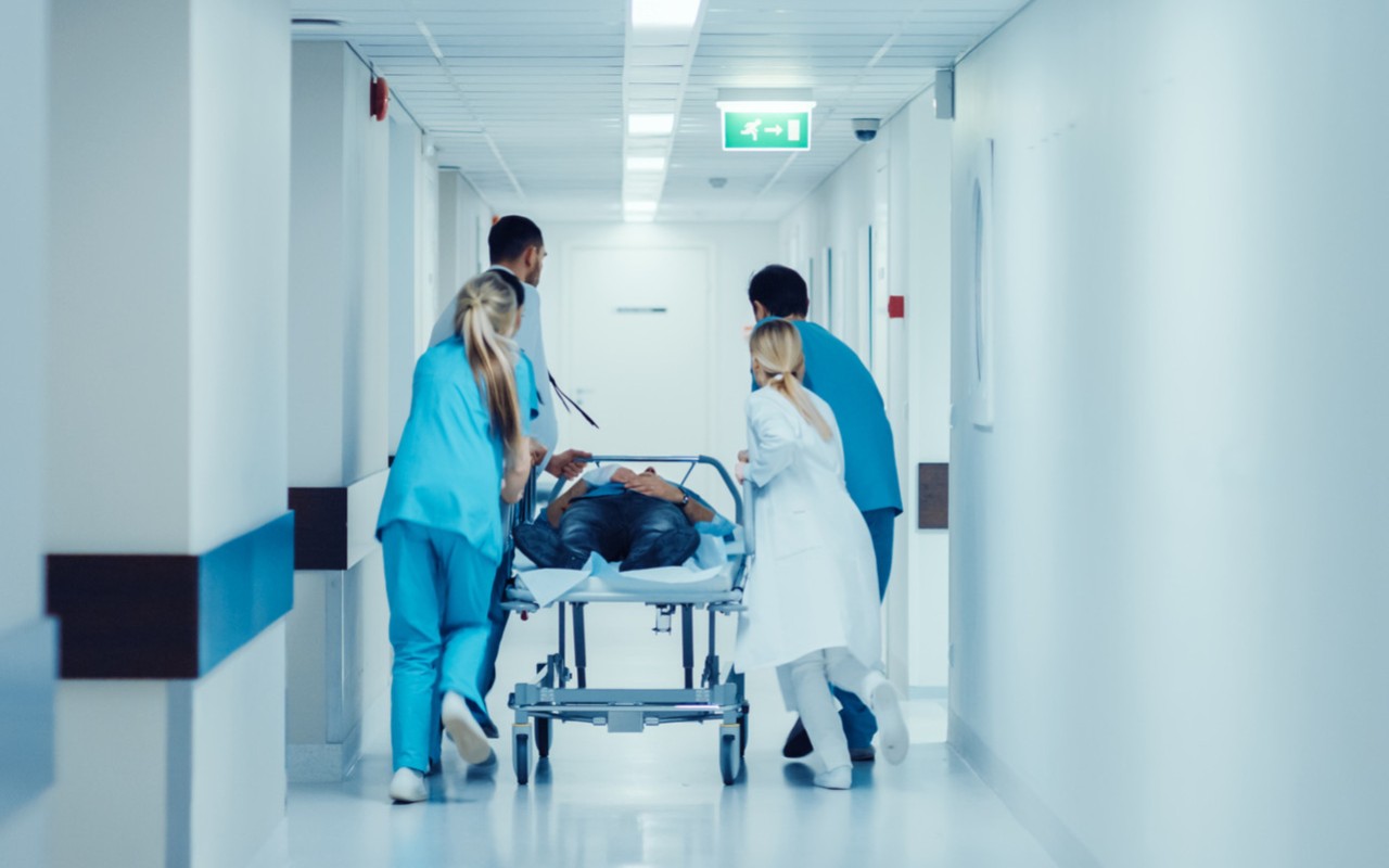 Bakıda qəza törədən sürücü xəstəxanada ölüb